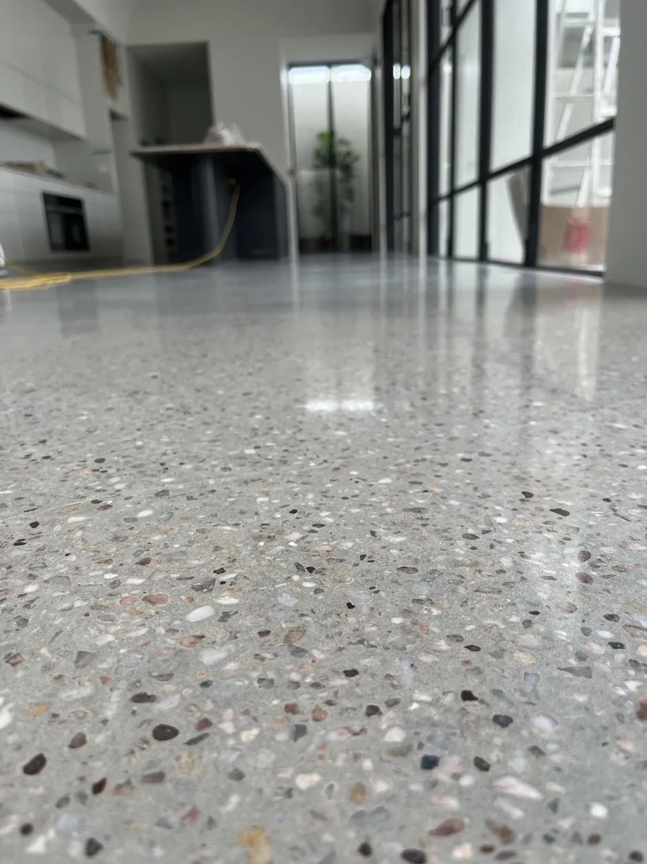 Full exposure polished concrete floor